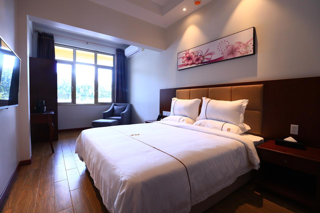 Tf Seaside Hotel Garapan Εξωτερικό φωτογραφία